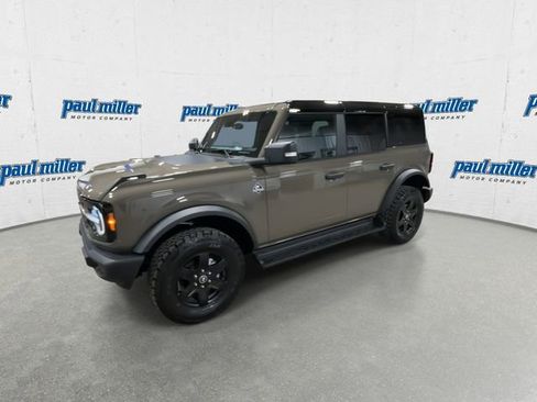 New 2025 Ford Bronco Outer Banks image 7