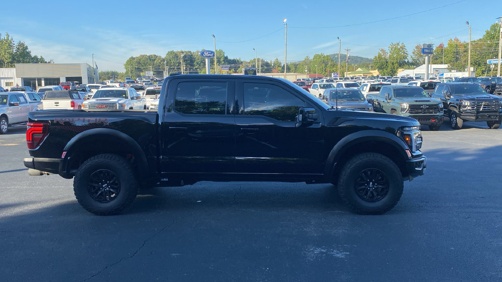 Certified 2025 Ford F150 Raptor AWD/4WD image 4