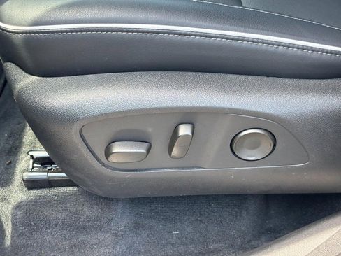 Used 2025 Buick Enclave Preferred FWD image 16