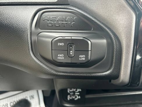 Used 2025 RAM 2500 Big Horn AWD/4WD image 20