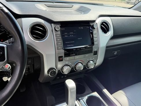 Used 2020 Toyota Tundra SR5 w/ SR5 Leather Package AWD/4WD image 16