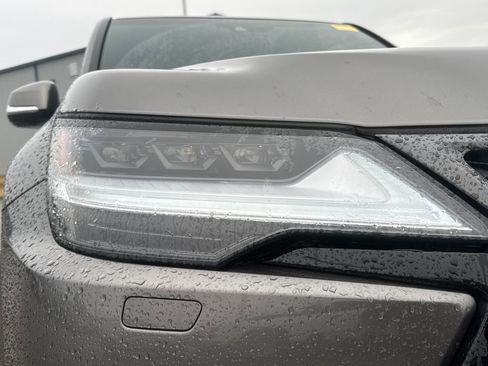 Used 2024 Lexus LX 600 F Sport image 12