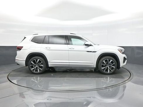 New 2026 Volkswagen Atlas SEL Premium R-Line image 8