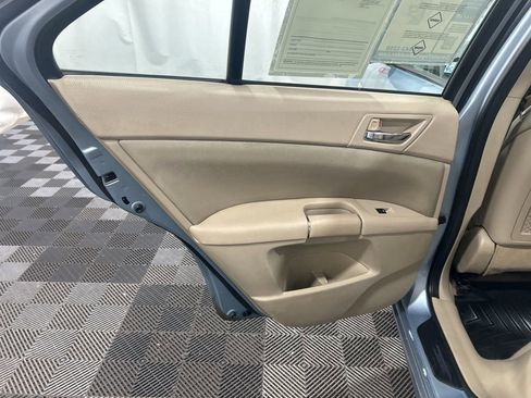 Used 2011 Suzuki Kizashi SE AWD/4WD image 16