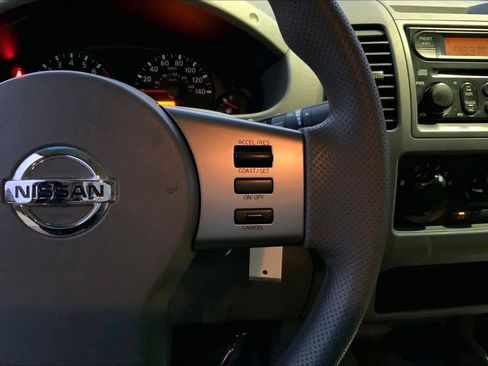 Used 2006 Nissan Frontier XE w/ (G01) XE Preferred Pkg image 22