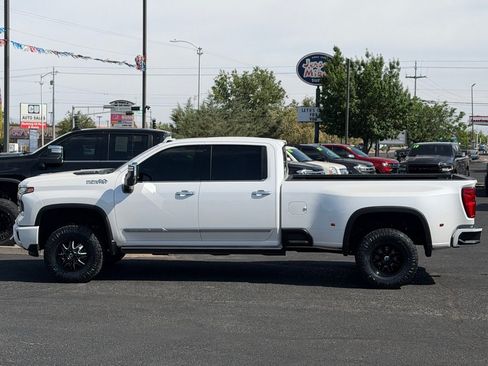 Used 2024 Chevrolet Silverado 3500 High Country w/ Technology Package AWD/4WD image 50