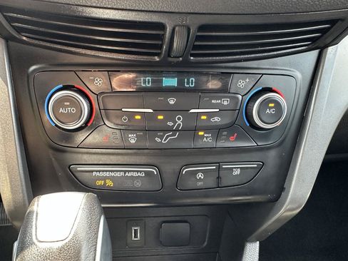 Used 2019 Ford Escape SEL AWD/4WD image 61