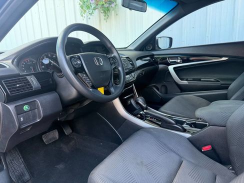 Used 2017 Honda Accord LX-S image 8