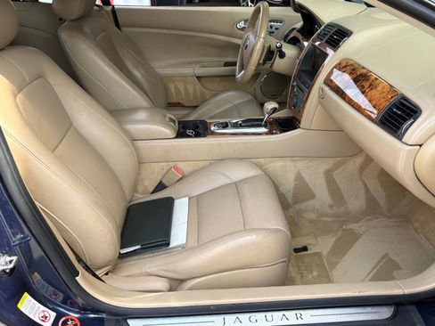 Used 2009 Jaguar XK Convertible RWD image 31