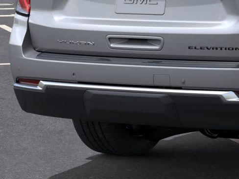 New 2026 GMC Yukon XL Elevation image 14