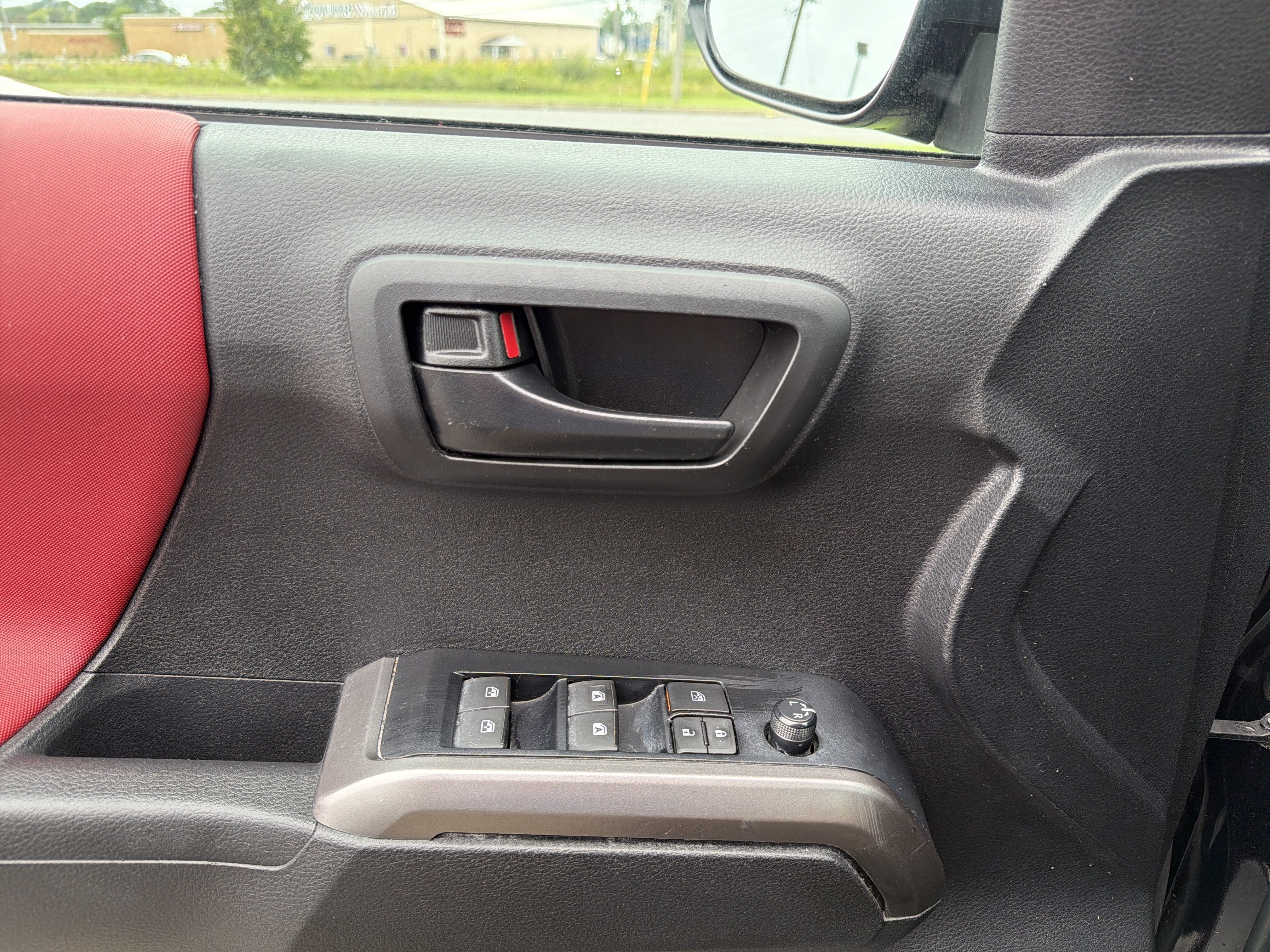 Used 2023 Toyota Tacoma SR5 w/ SX Package AWD/4WD image 18