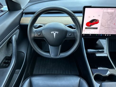 Used 2020 Tesla Model 3 Long Range image 15