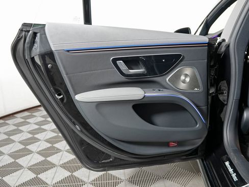 Certified 2023 Mercedes-Benz EQS 580 4MATIC Sedan image 33