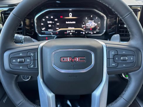 Used 2025 GMC Sierra 1500 SLT w/ SLT Premium Plus Package AWD/4WD image 23