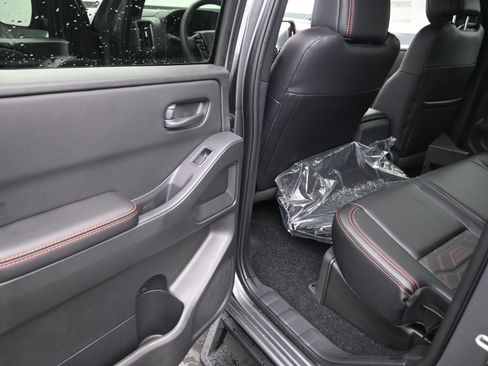 New 2026 Nissan Frontier Pro-X w/ Pro Premium Package RWD image 17