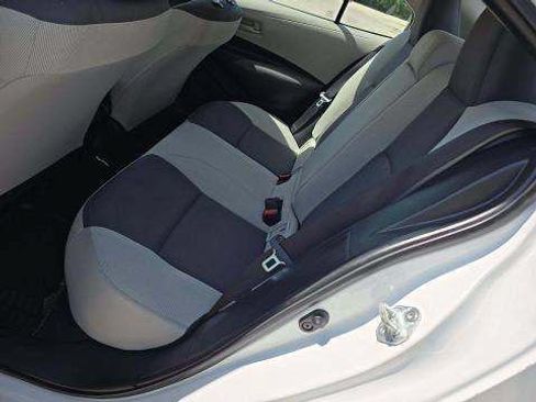 Used 2024 Toyota Corolla LE FWD image 10