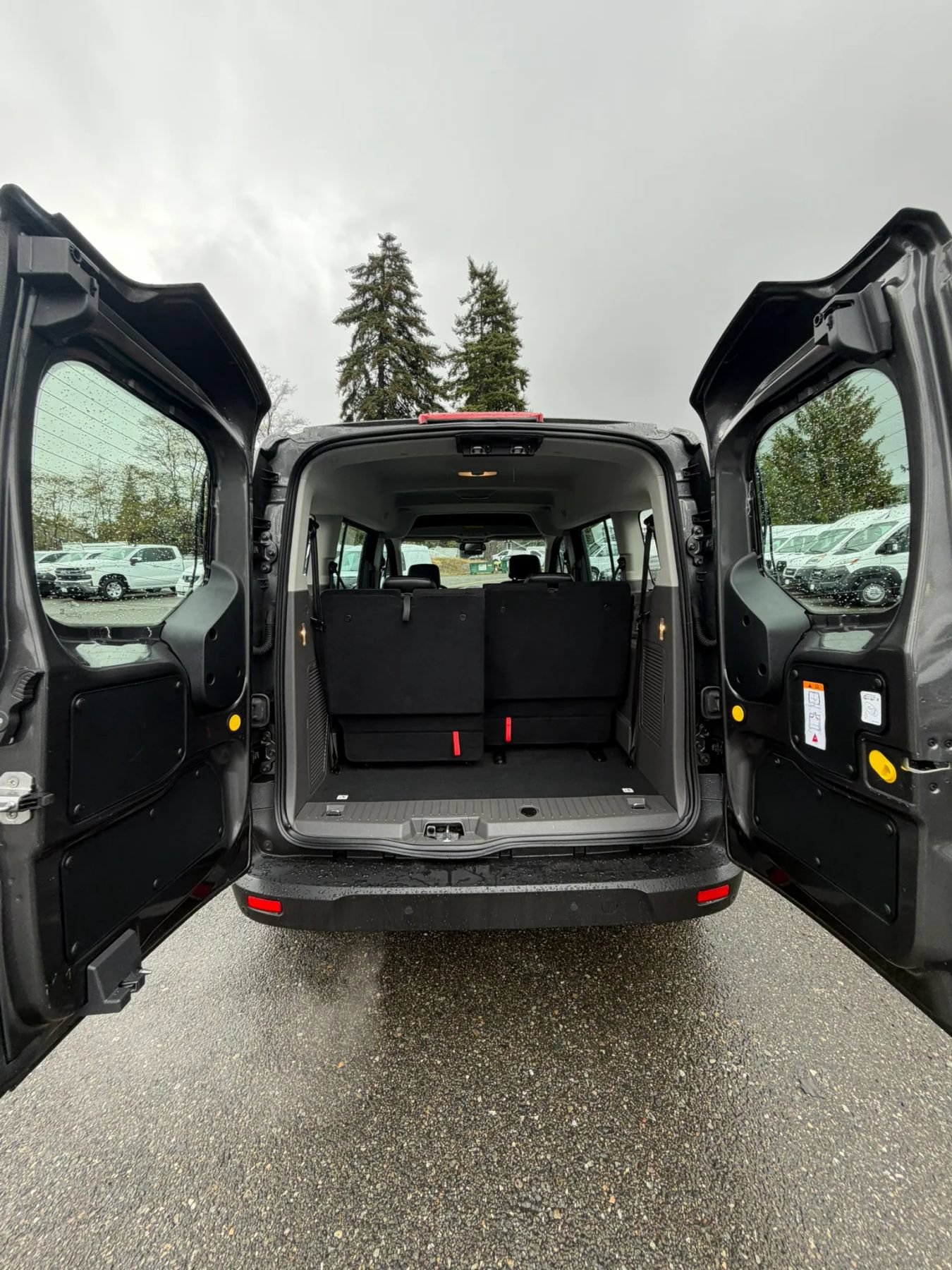 Used 2019 Ford Transit Connect XL FWD image 19