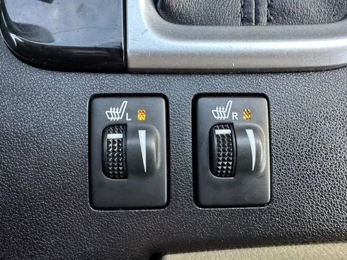 Used 2016 Toyota Highlander XLE image 40