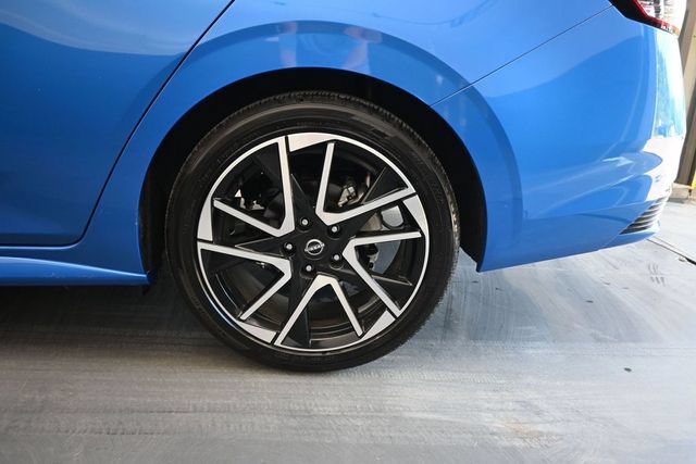 Used 2025 Nissan Sentra SR w/ Trunk Package FWD image 18