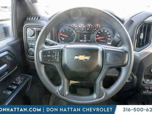 Used 2024 Chevrolet Silverado 2500 Custom w/ Custom Value Package image 6
