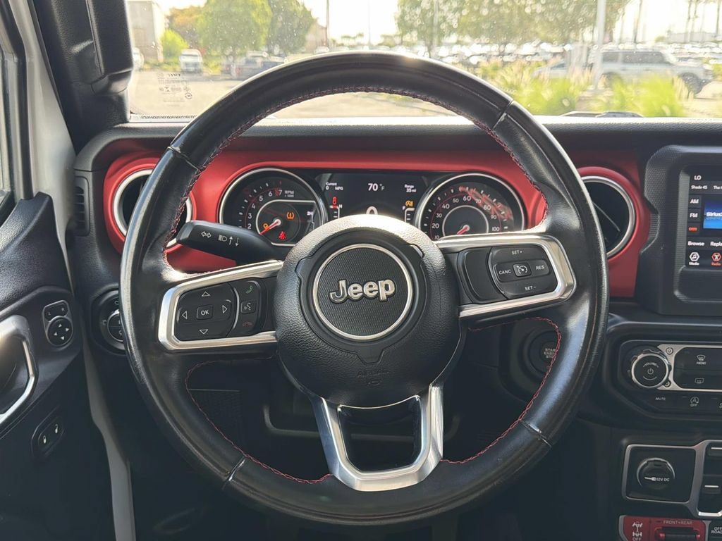 Used 2020 Jeep Gladiator Rubicon w/ LED Lighting Group AWD/4WD image 12