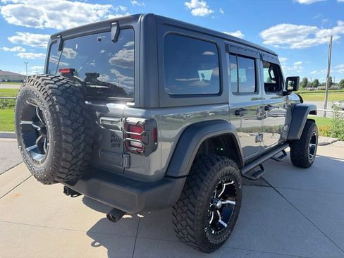 Used 2021 Jeep Wrangler Unlimited Sport AWD/4WD image 14