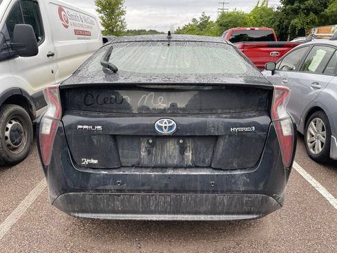 Used 2017 Toyota Prius Two w/ Prius Two Safety Plus Package FWD image 5