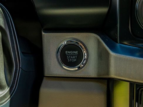 Used 2026 Ford F350 Platinum w/ Platinum Plus Package AWD/4WD image 23