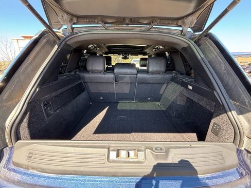 Used 2017 Land Rover Range Rover Supercharged image 34