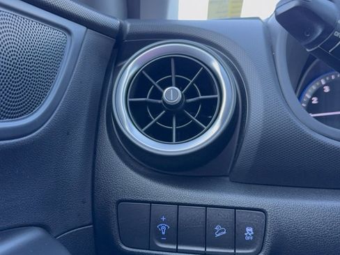 Used 2022 Hyundai Kona SEL w/ Convenience Package image 13