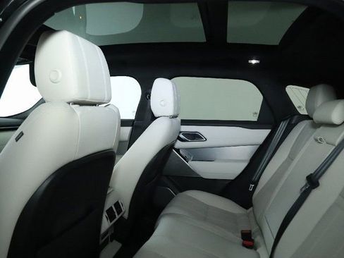 Certified 2022 Land Rover Range Rover Velar S AWD/4WD image 19