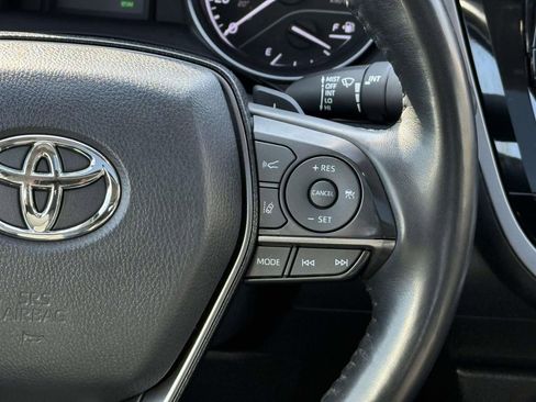 Used 2023 Toyota Camry SE w/ Cold Weather Package image 23