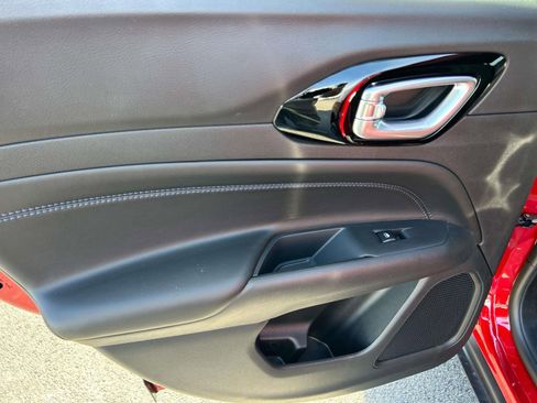 New 2026 Jeep Compass Latitude image 19