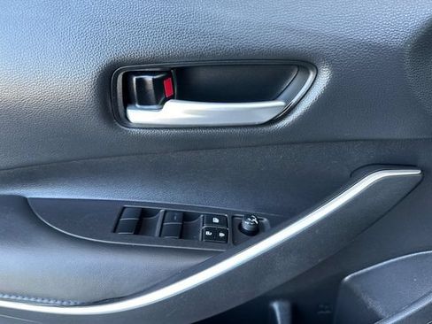 Used 2021 Toyota Corolla SE w/ Carpet Mat Package (TMS) FWD image 8
