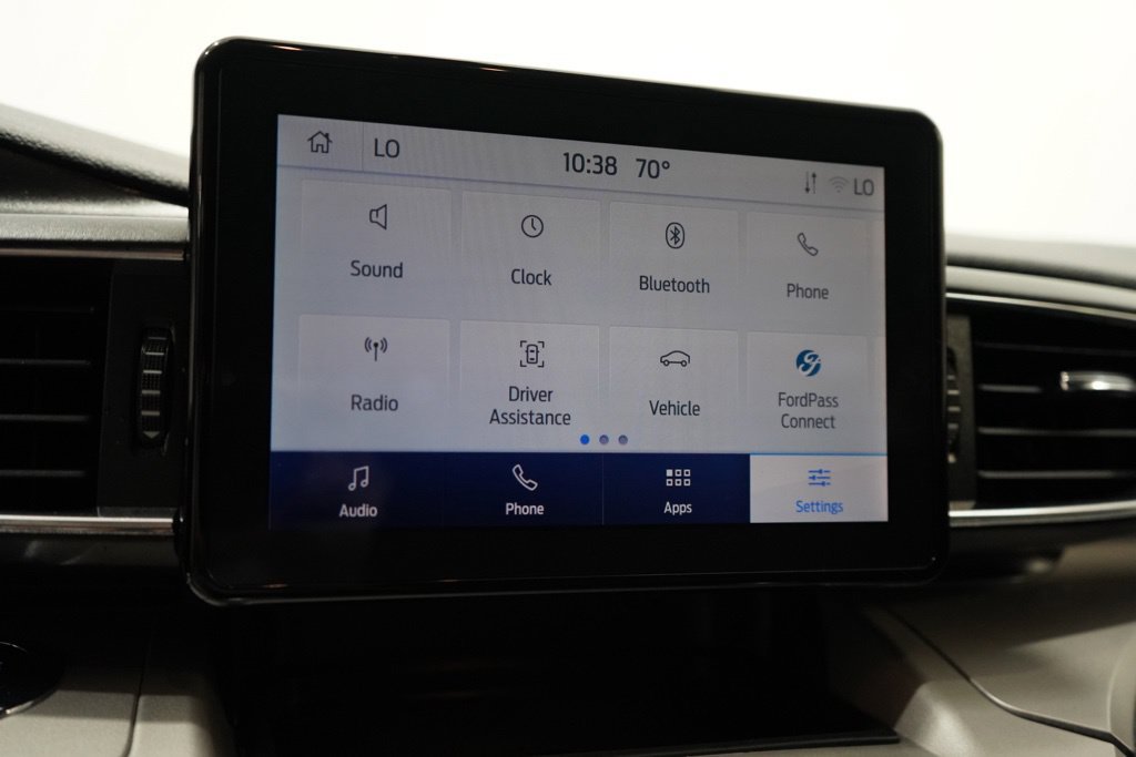 Used 2024 Ford Explorer XLT w/ Equipment Group 202A AWD/4WD image 22