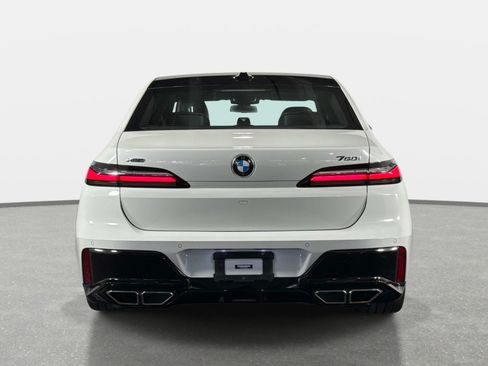 Used 2023 BMW 760i xDrive AWD/4WD image 4