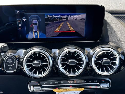 New 2026 Mercedes-Benz GLA 35 AMG 4MATIC image 24