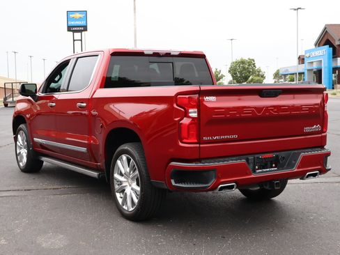 Used 2023 Chevrolet Silverado 1500 High Country w/ High Country Premium Package AWD/4WD image 7