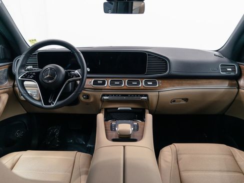 Used 2024 Mercedes-Benz GLE 450e 4MATIC image 25