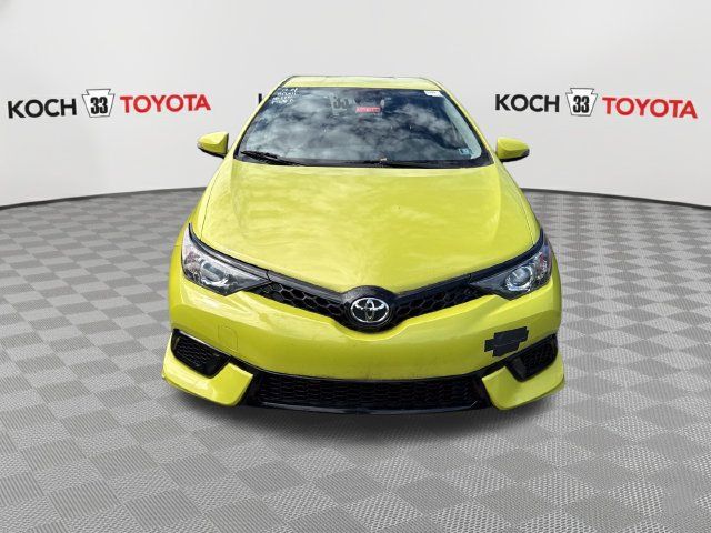 Used 2017 Toyota Corolla iM w/ Carpet Mat Package FWD image 2