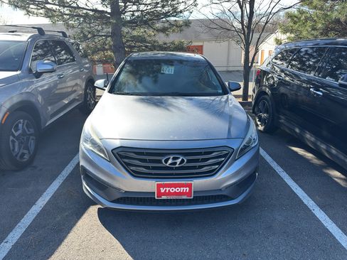 Used 2017 Hyundai Sonata Sport w/ Value Edition Package 02 image 9
