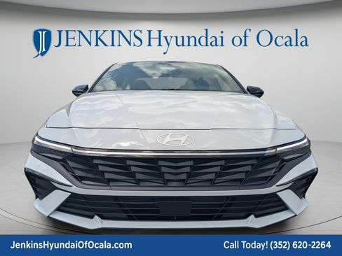 New 2026 Hyundai Elantra SEL Sport Premium FWD image 11