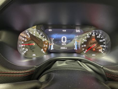 Used 2025 Jeep Compass Trailhawk AWD/4WD image 15