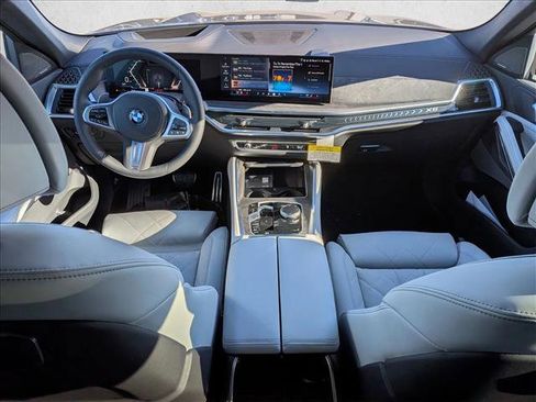 New 2026 BMW X6 xDrive40i image 18