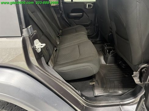 Used 2019 Jeep Wrangler Unlimited Sport S image 10