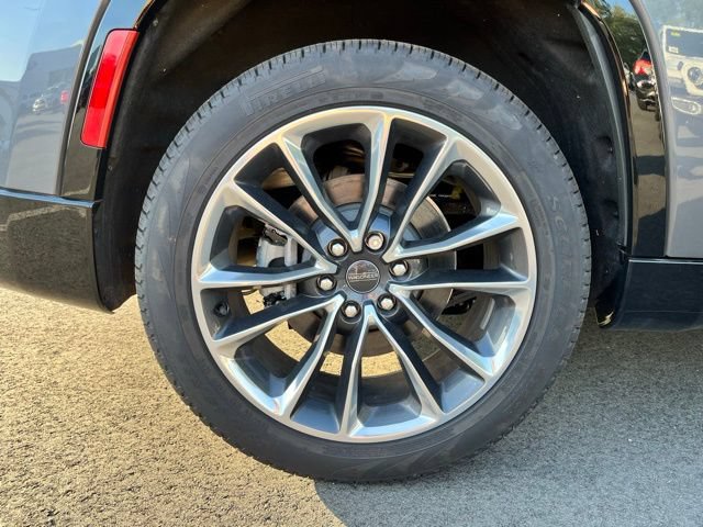 Used 2023 Jeep Wagoneer Series III w/ Premium Group I AWD/4WD image 15