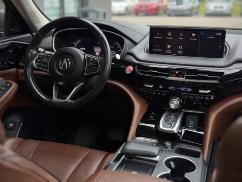 Used 2024 Acura MDX SH-AWD w/ Advance Package image 12