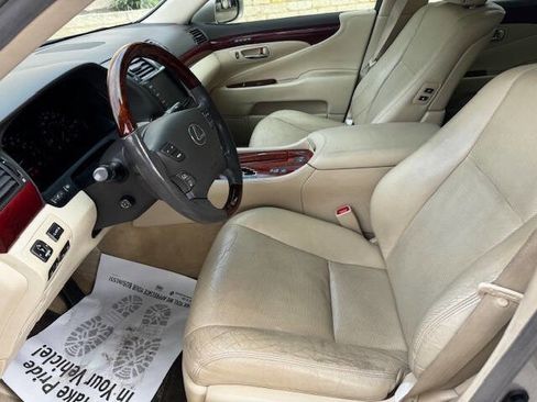 Used 2012 Lexus LS 460 image 39