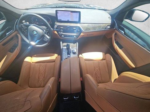 Used 2023 BMW 530i w/ Convenience Package RWD image 17