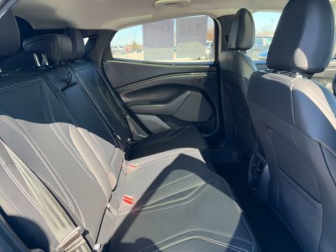 Used 2023 Ford Mustang Mach-E Premium image 43